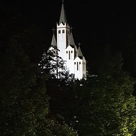 Lotusbluete In Mit Tiefgarage Und Panoramaterrasse アパート *