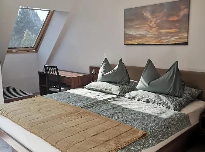 Lotusblüte In Mit Tiefgarage Und Panoramaterrasse Apartment