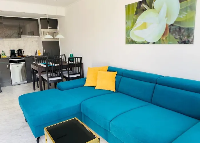 Lotusblüte In Mit Tiefgarage Und Panoramaterrasse Apartment