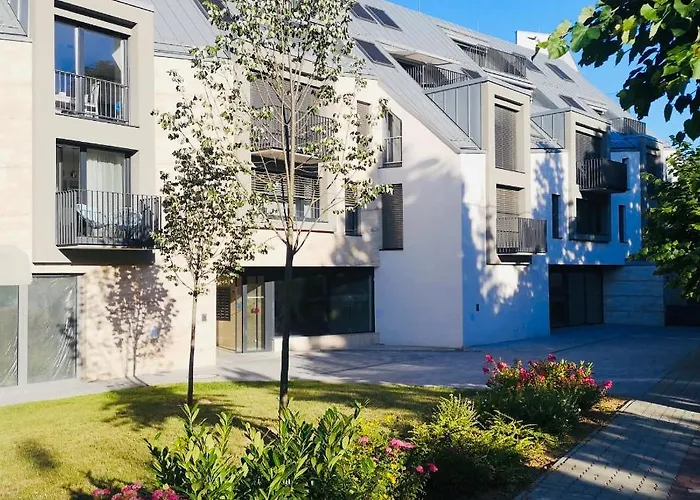 Lotusbluete In Mit Tiefgarage Und Panoramaterrasse *